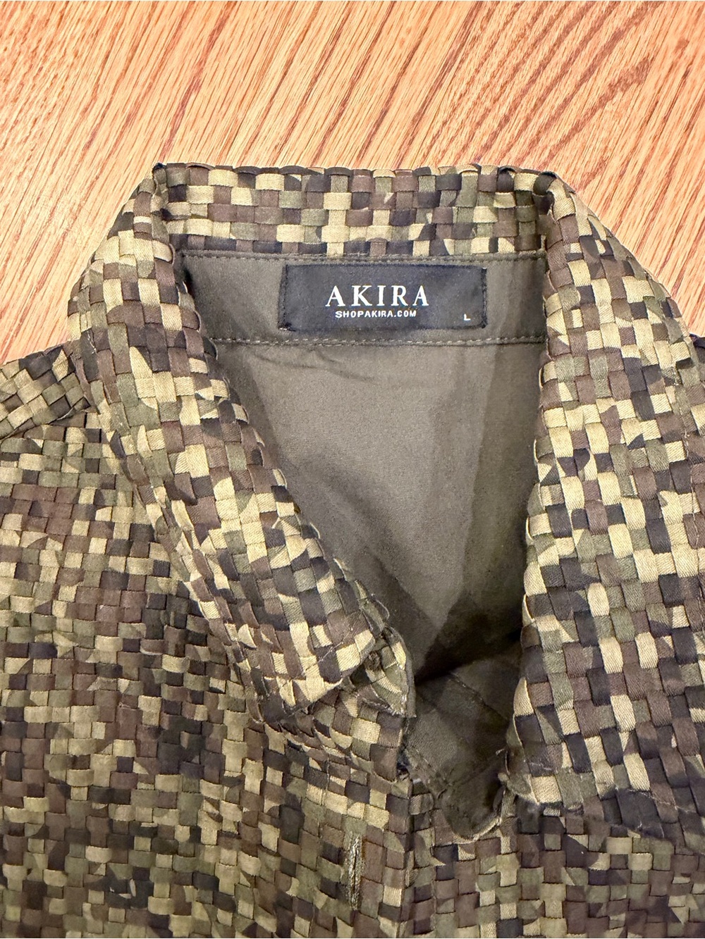 AKIRA High-Waist Olive Green Textured Shorts down under set - Picture 8 of 9